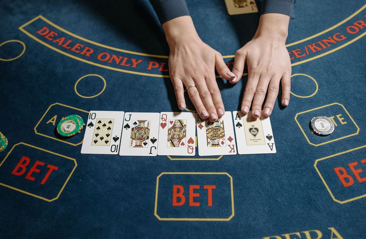 Cash Frenzy Live Casino